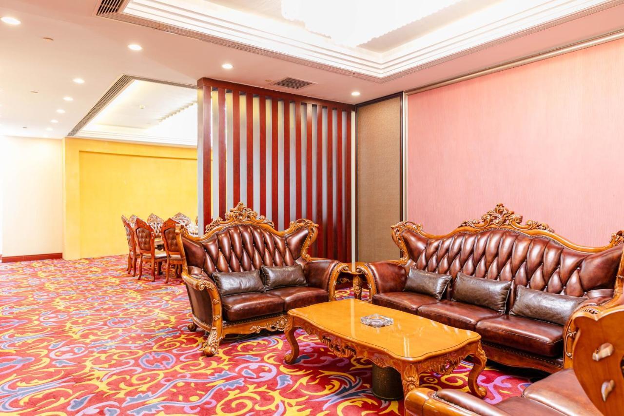 Changchun Warren Hotel Exterior photo
