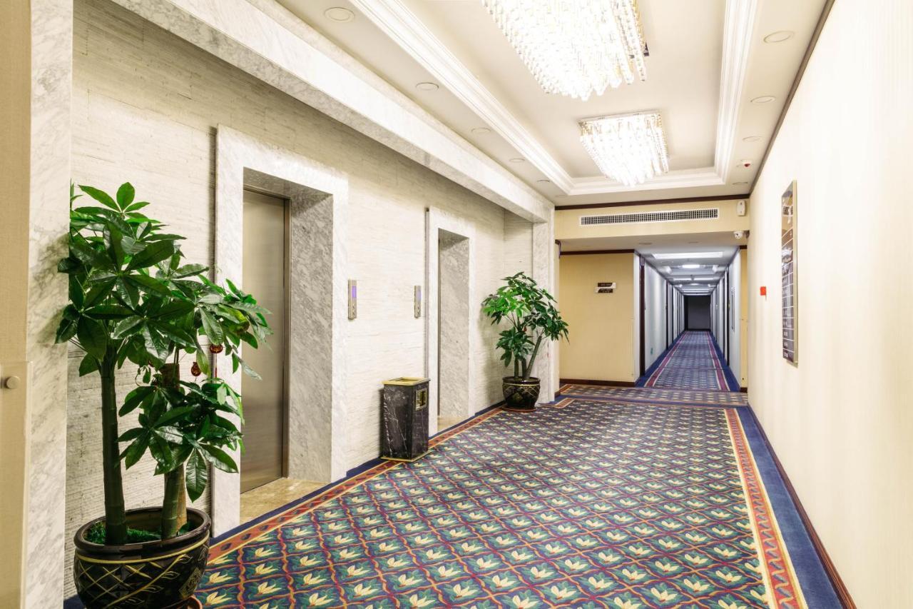 Changchun Warren Hotel Exterior photo