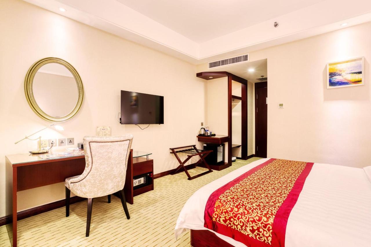 Changchun Warren Hotel Exterior photo