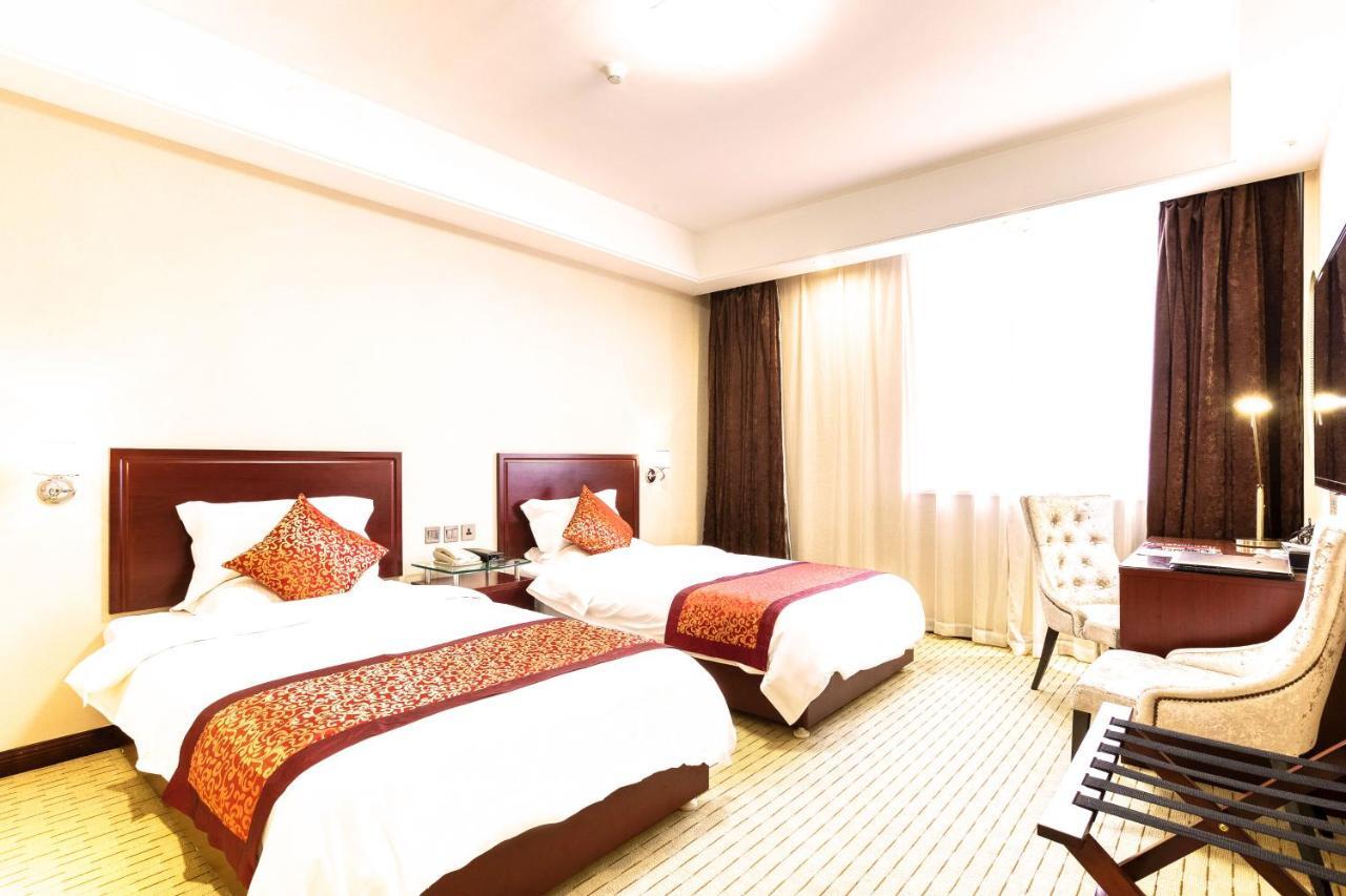 Changchun Warren Hotel Exterior photo